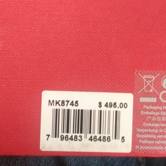 Women's Michael Kors Watch - Picture 2 of 3